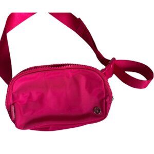 Lululemon Crossbody Everywhere Belt bag in Raspberry Coulis Color, 1L